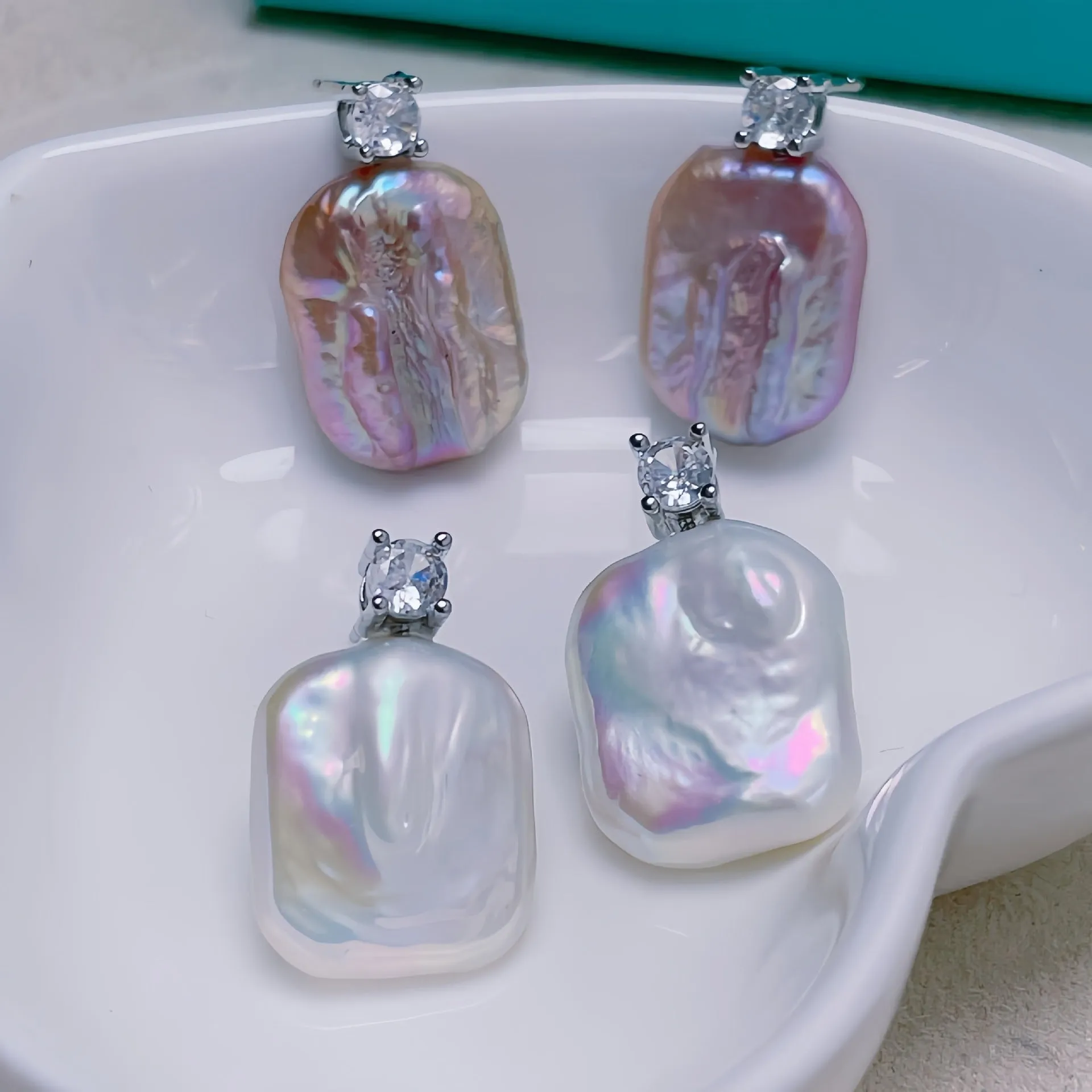 Natural freshwater baroque pearl stud earrings with real gold plating, quadrilateral shape, pink or white option