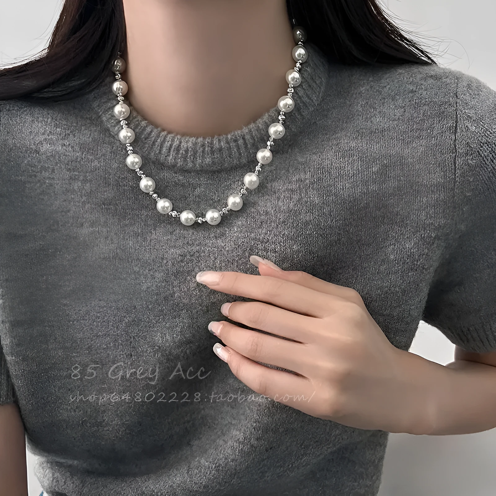 Women's 10mm pearl chain necklace with geometric pendant on 45cm chain, mother pearl shellfish, handmade