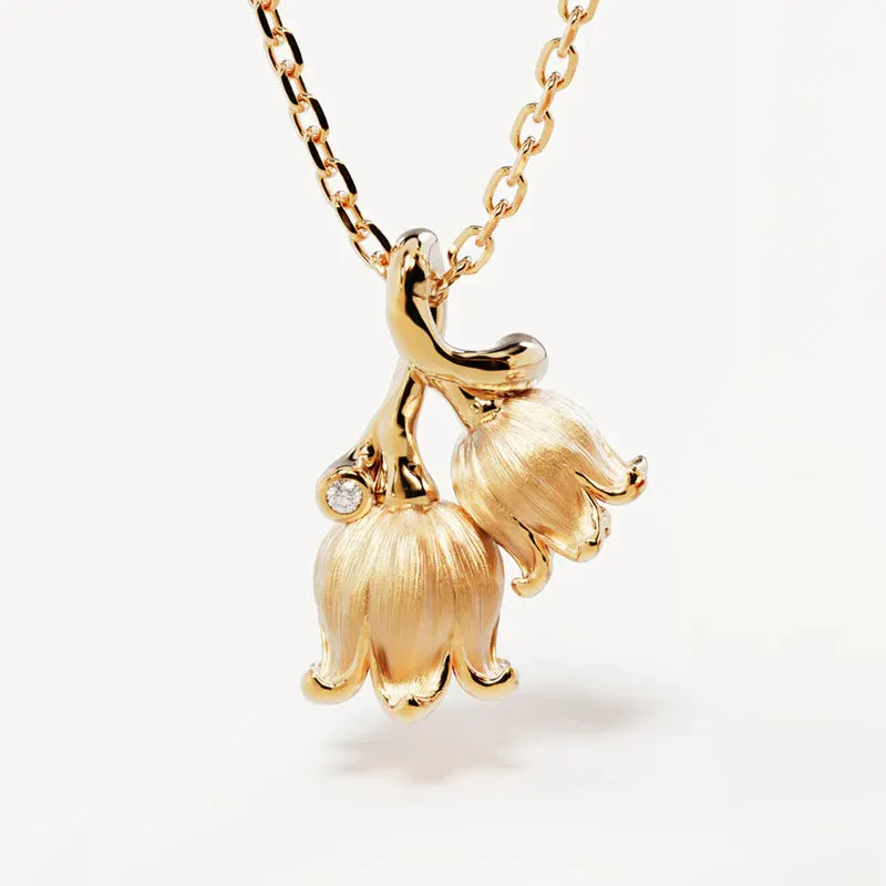 Women's creative all-match flower pendant necklace made of 304 stainless steel with 18K gold electroplating, 45cm chain length