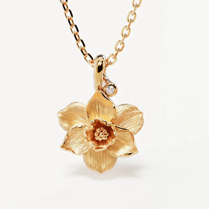 Women's creative all-match flower pendant necklace made of 304 stainless steel with 18K gold electroplating, 45cm chain length
