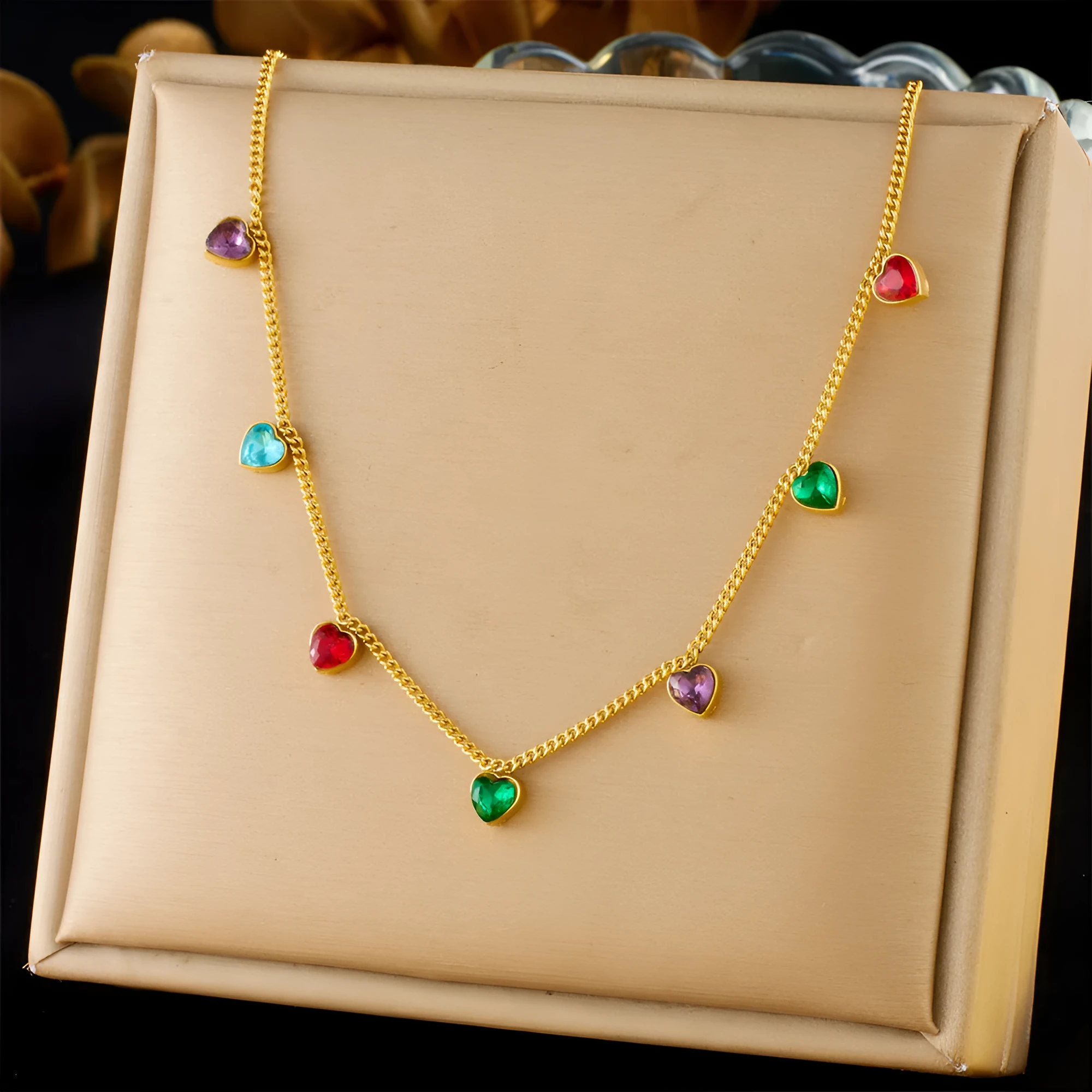 Women's gold-plated heart necklace with adjustable chain on stainless steel