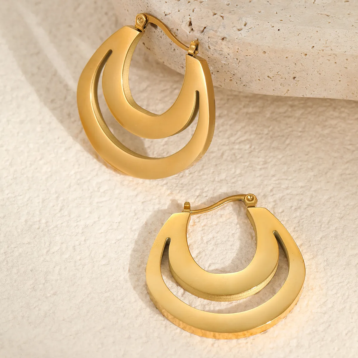 Geometric French earrings with round ring design in gold or steel metallic finish