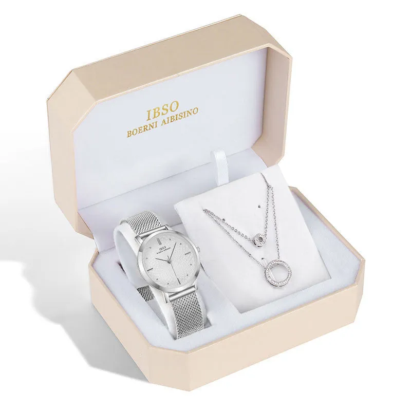 Ladies quartz watch necklace set 28mm dial 7mm thickness 30M water resistance mineral glass stainless steel buckle