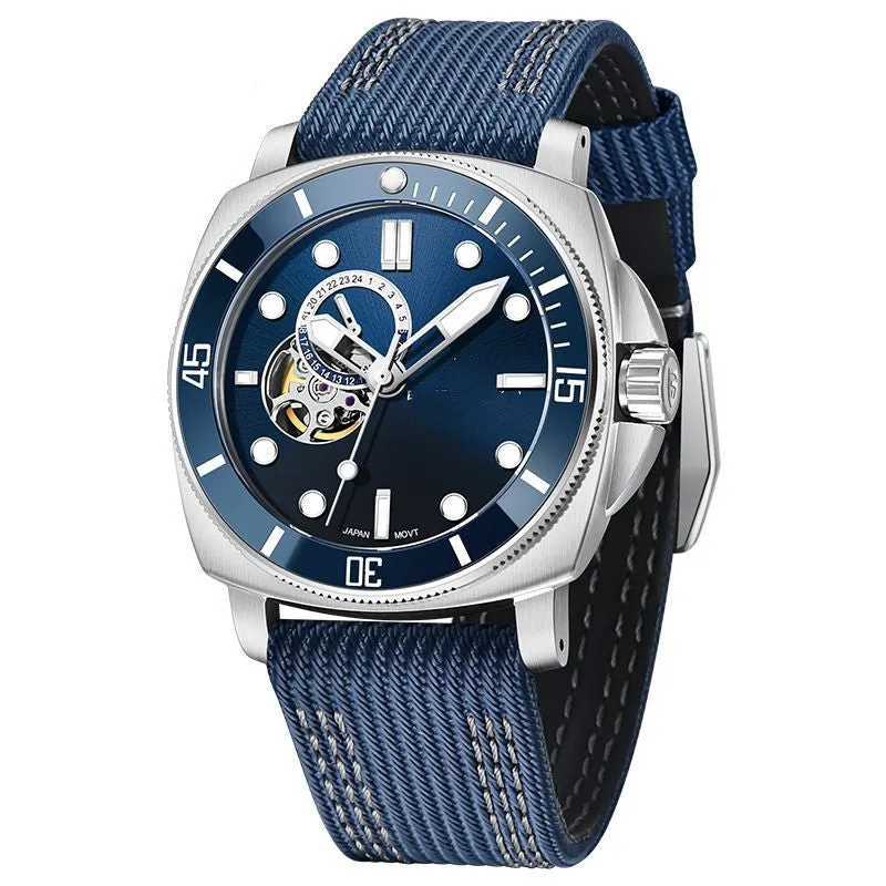 Fully automatic mechanical sports watch with black nylon leather strap, 43mm dial, night light, and calendar display