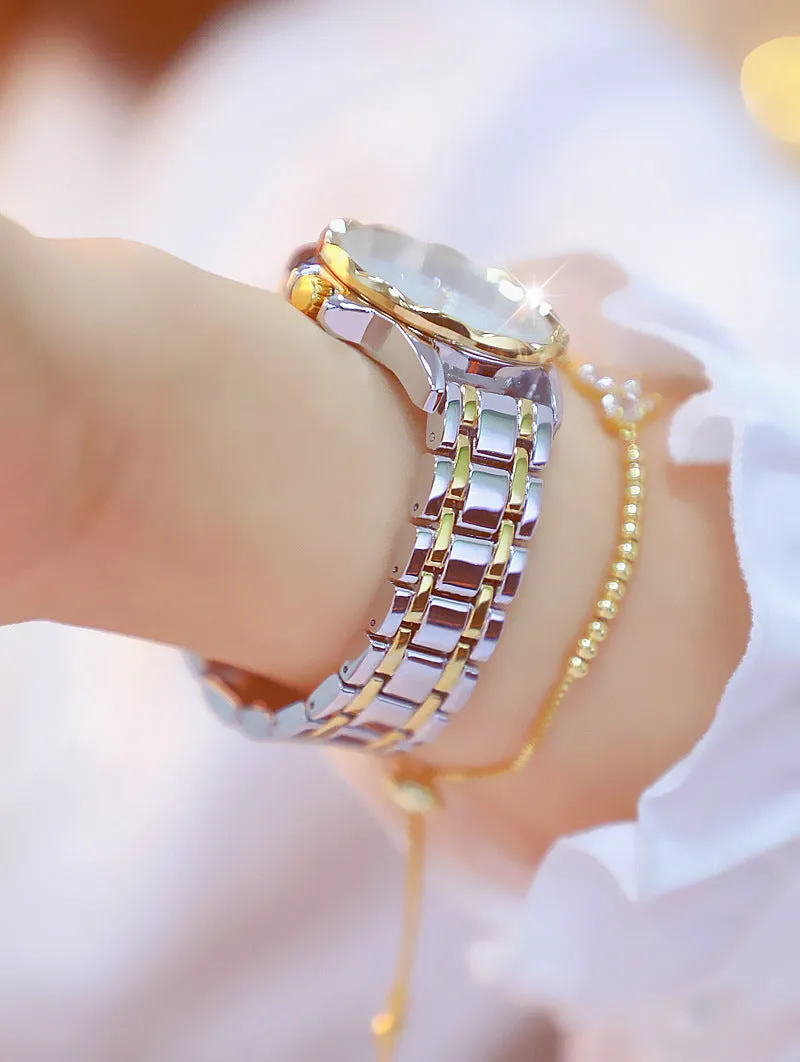 Women's diamond-set quartz wristwatch round alloy case 32mm gold finish mineral glass