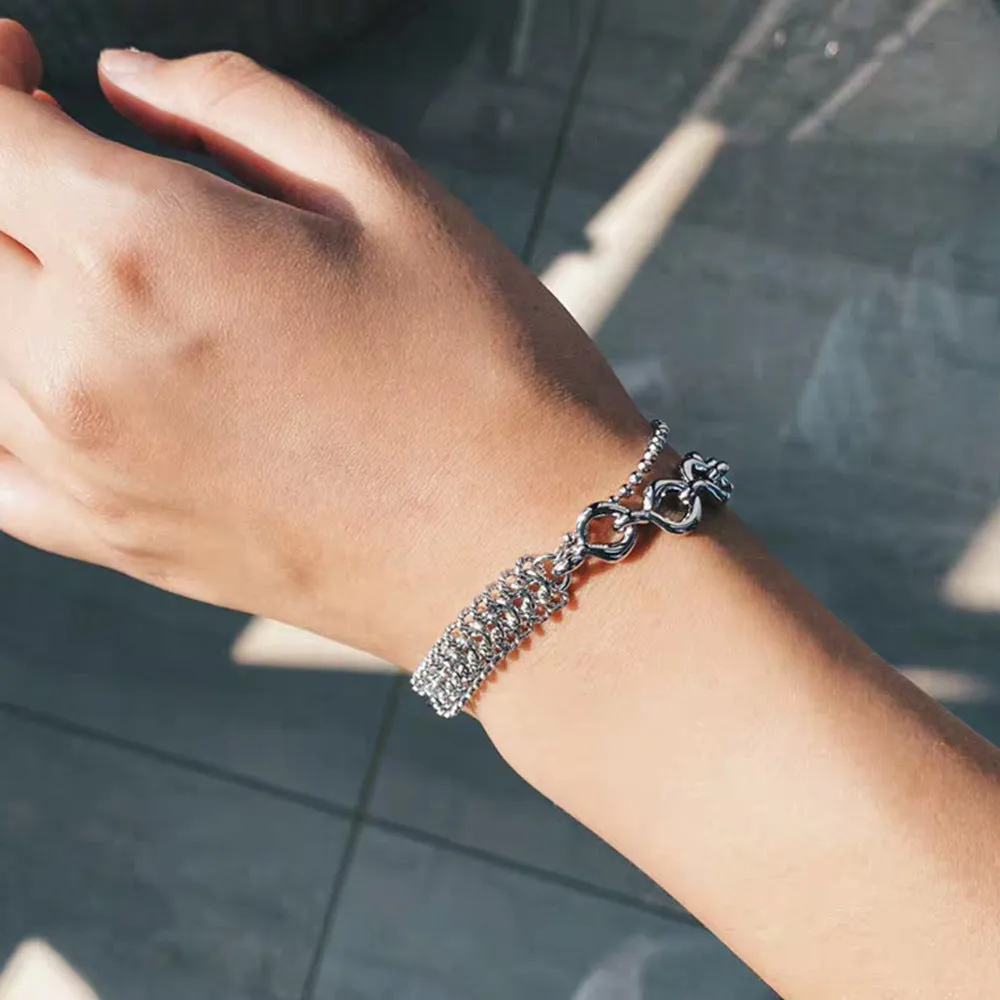 Metal wind venom splicing bracelet in silver, simple unisex design with copper and platinum plating