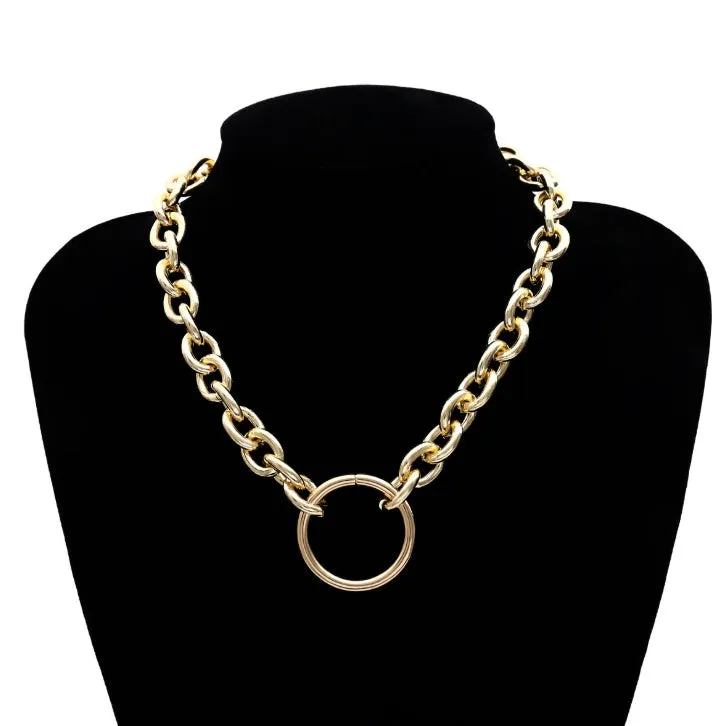 Vintage geometric circle metal pendant necklace on O-chain in gold finish, retro style for women