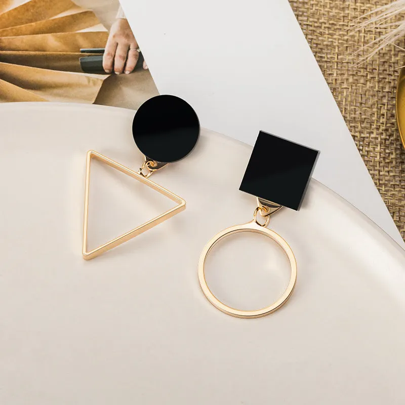 Geometric round earrings set of 4 in gold and silver alloy with electroplated finish