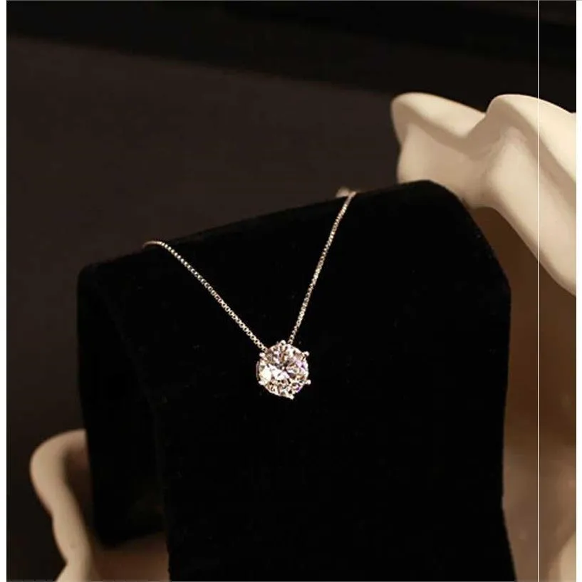 Single diamond necklace for women, simple geometric copper pendant on cross chain in silver colour