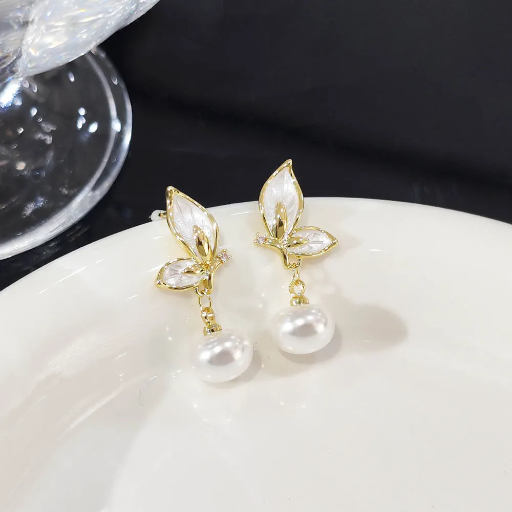 Zircon painting oil butterfly earrings for women with copper construction and electroplated colour finish