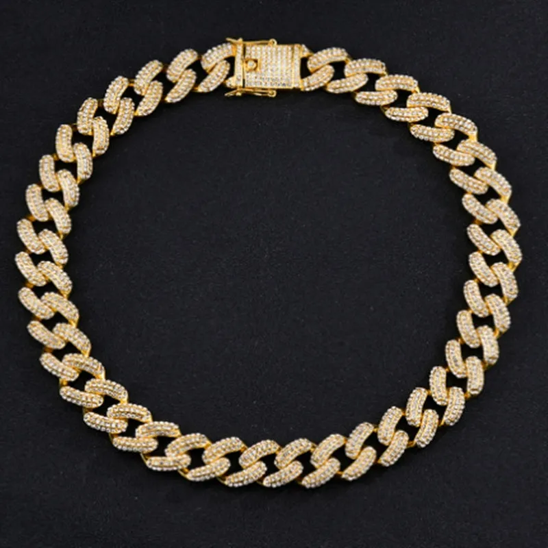 Gold hip hop rhinestone necklace with geometric design and clavicle chain in zinc alloy