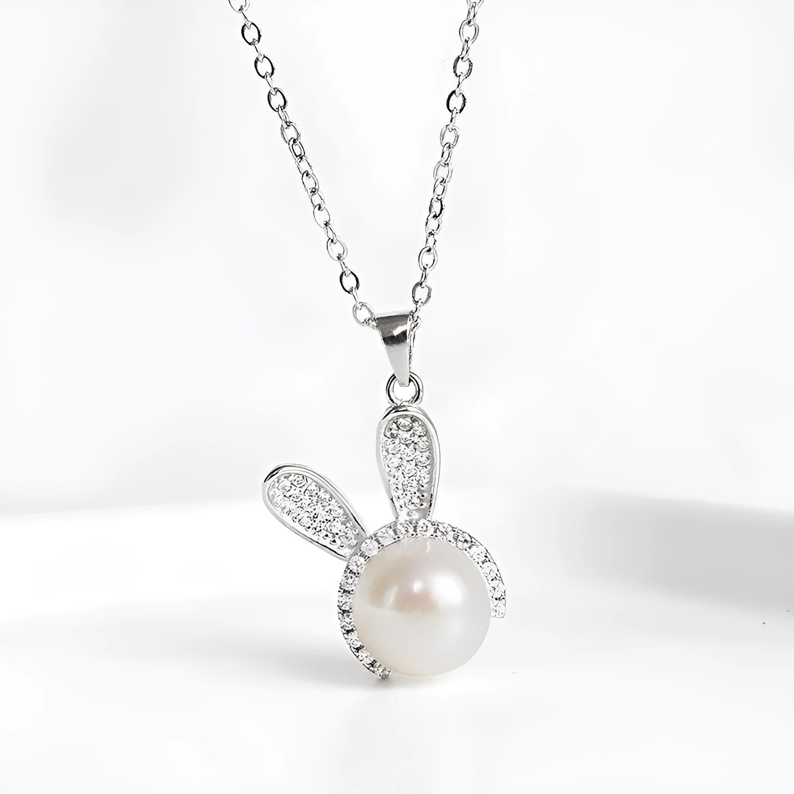 Luxury cute rabbit with pearl silver earrings and necklace set white colour for women