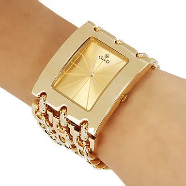Womens quartz watch with stainless steel strap, 40mm silver dial, and analogue display