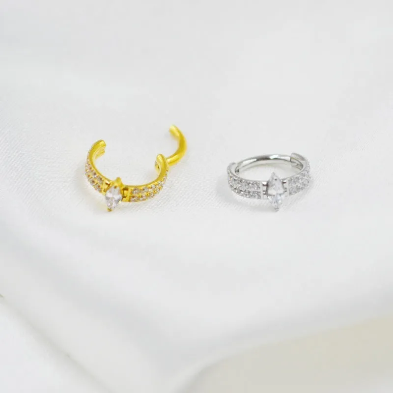 Titanium steel heart-shaped zircon earrings in gold or silver colour, 1.2x8mm