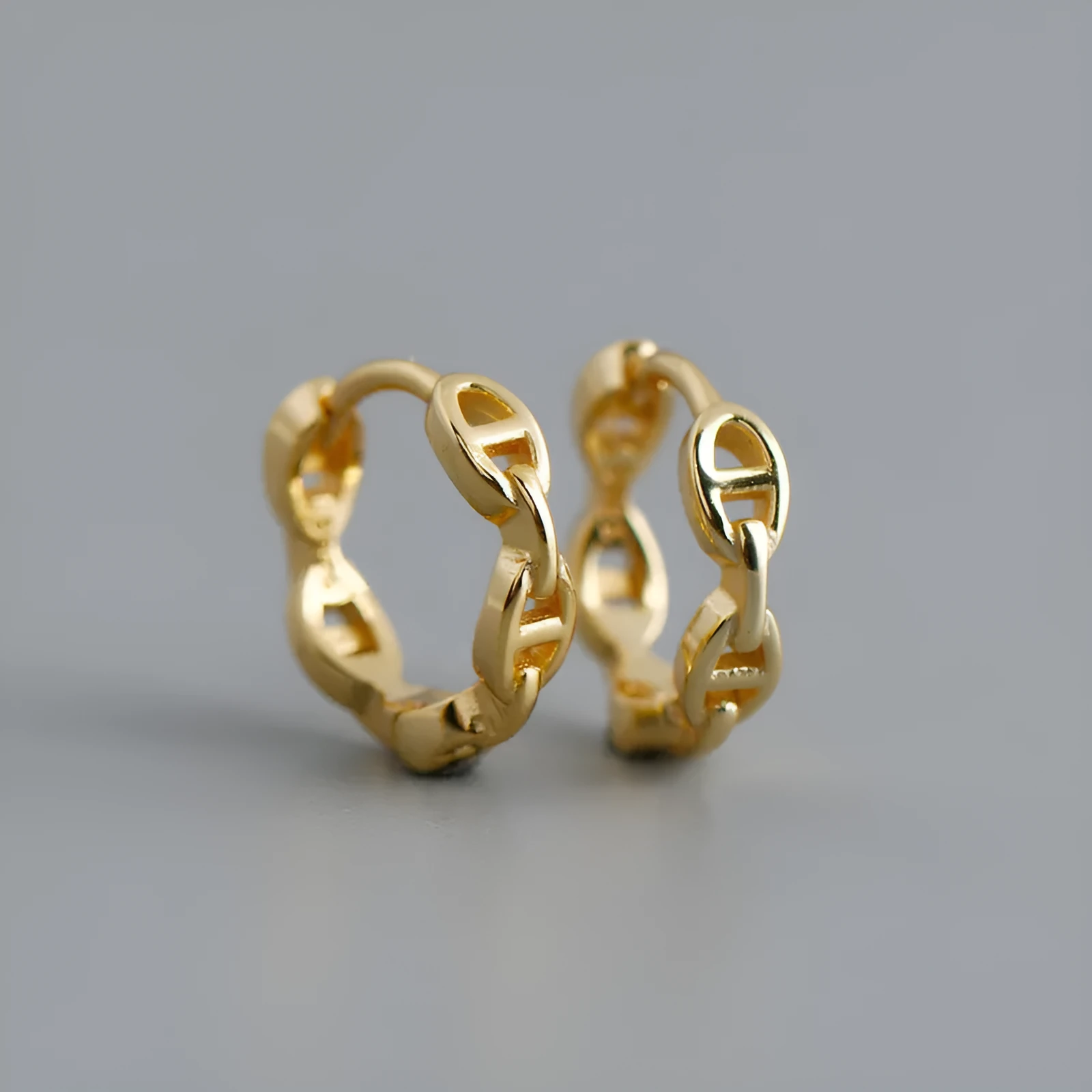 Light luxury S925 sterling silver circle shape chain earrings in gold and white gold