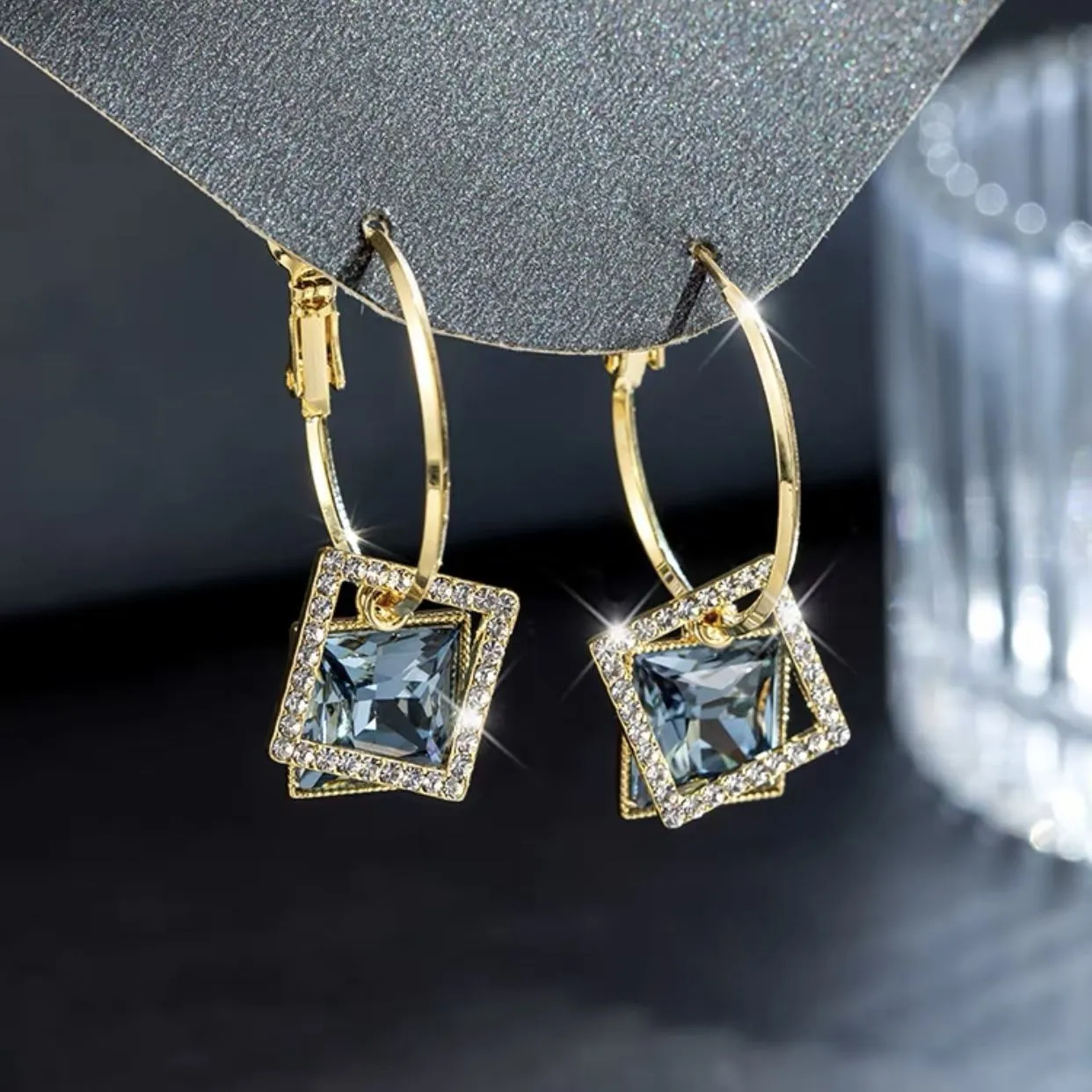 Square inlaid zircon earrings for women, copper plated gold with 925 silver needle, geometric quadrilateral shape, fashion OL style