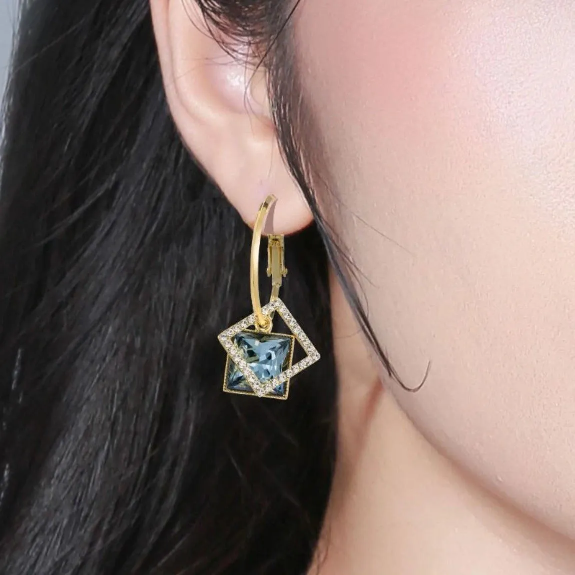 Square inlaid zircon earrings for women, copper plated gold with 925 silver needle, geometric quadrilateral shape, fashion OL style