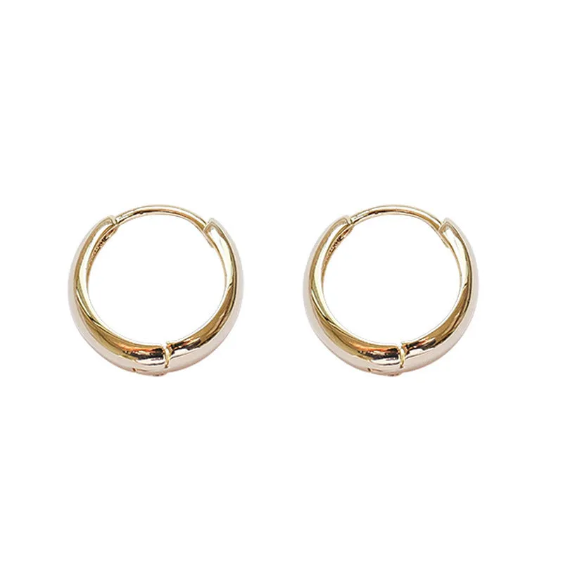 Retro-style geometric water drop earrings for women in gold and silver finishes, showing large, medium, and small sizes.