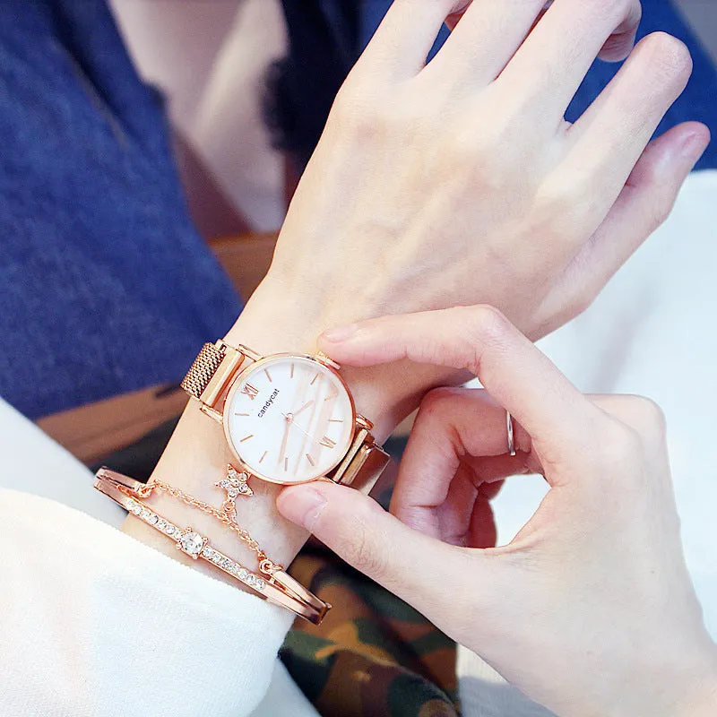 Women's retro marble watch with 32mm round dial, alloy strap, and magnetic buckle on white background
