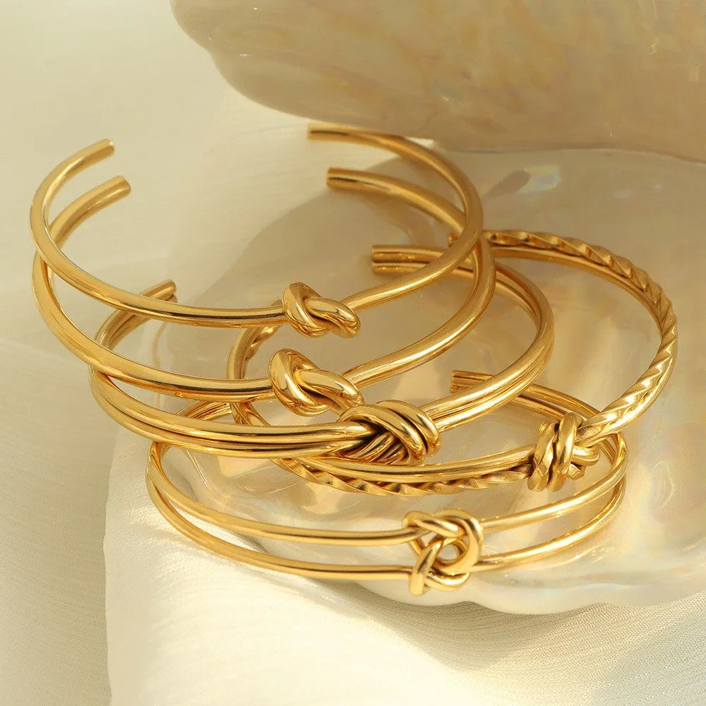 Adjustable C-shaped double-layer bracelet with knotted detail and 18K gold plating