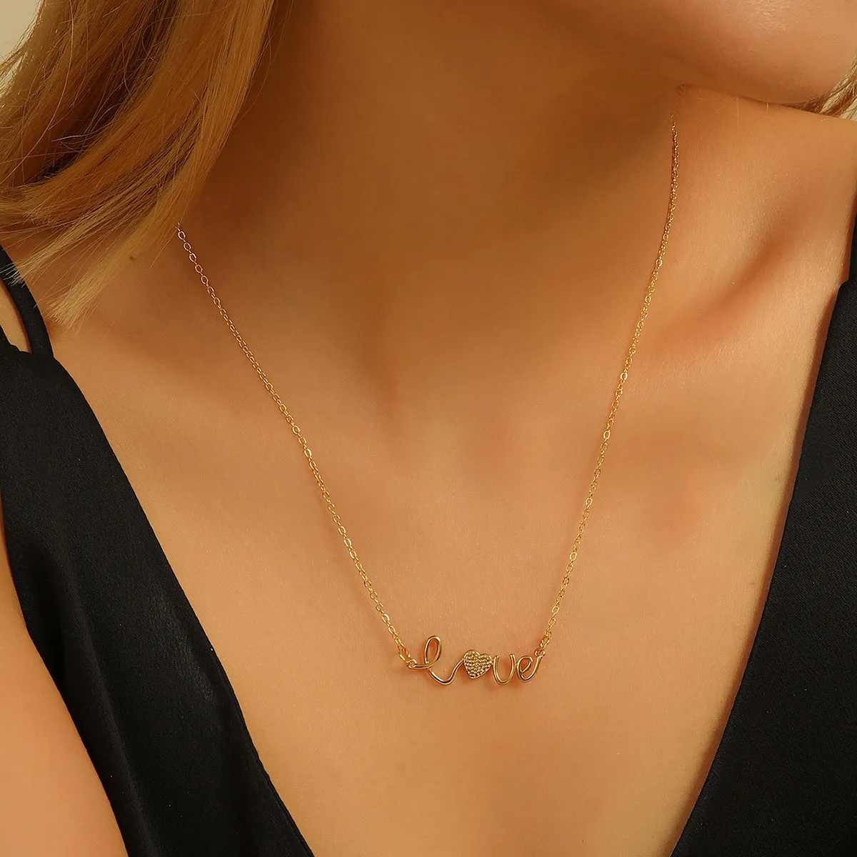 Gold plated copper diamond infinity symbol love pendant necklace with sparkling stones on fine chain
