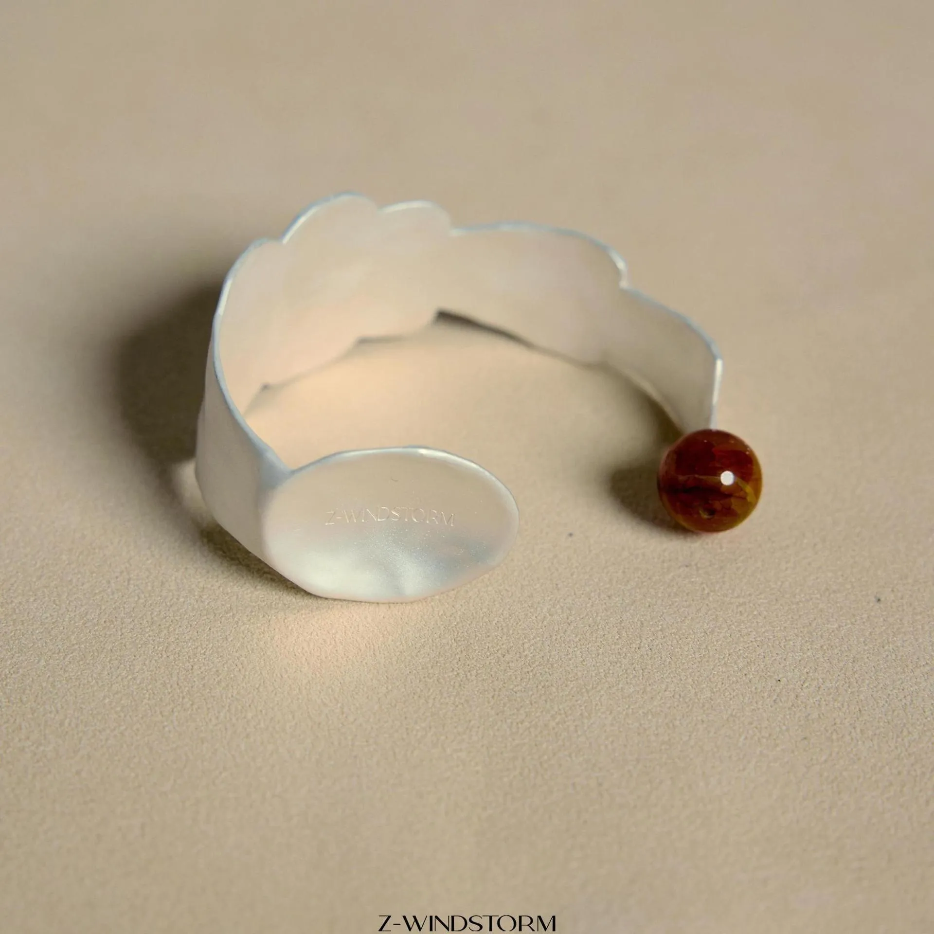 Alloy ring and bracelet set with diamond shape and small round spoon stewed pork motif.