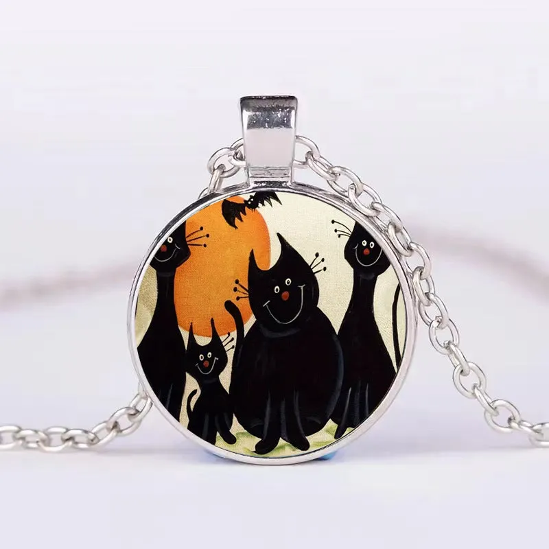 Halloween alloy clavicle necklace with pumpkin, ghost, and bat pendant in colour option N113536