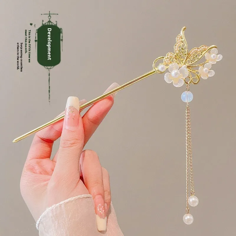 Alloy hair clasp with electroplated finish and antique floral design in geometric shape
