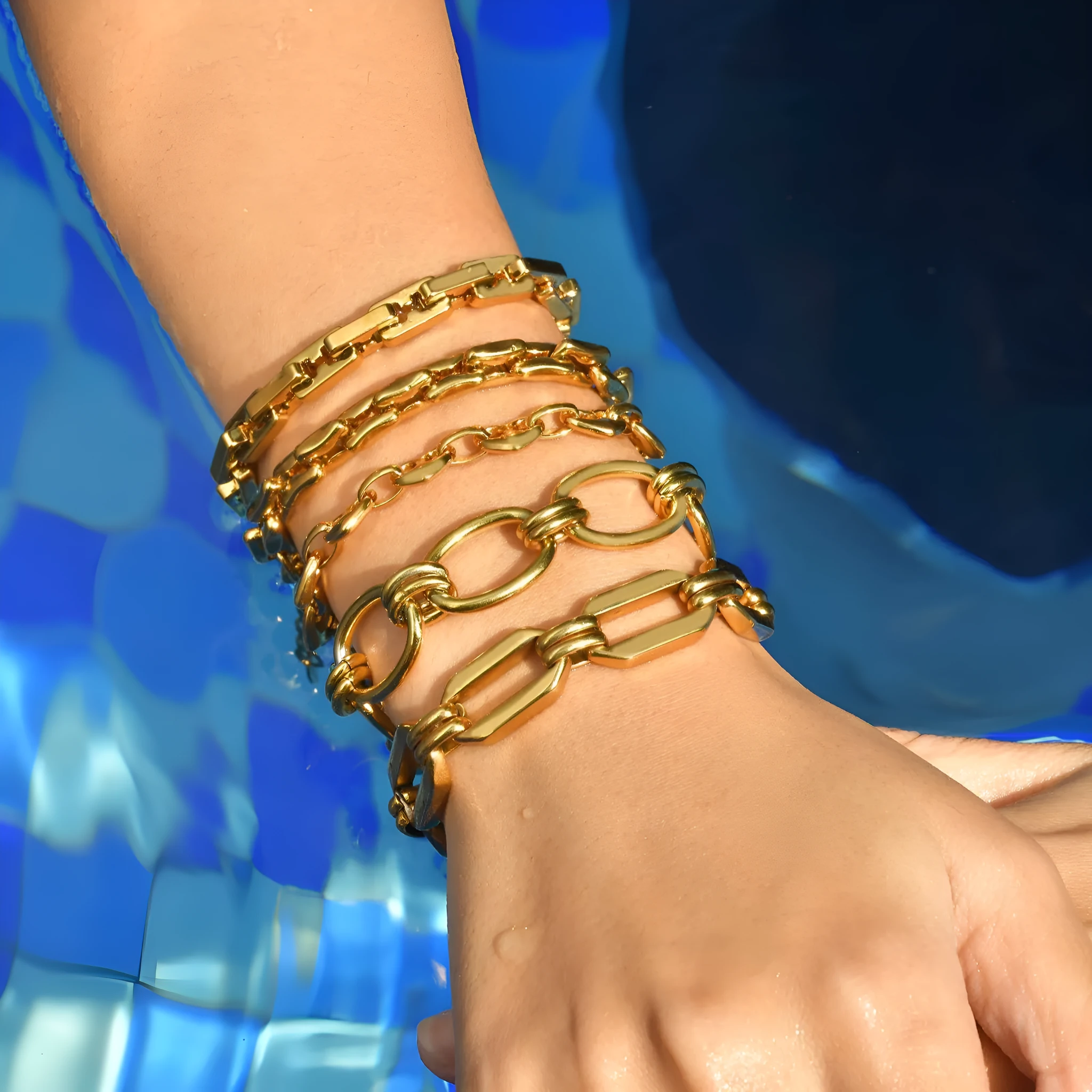 Stainless steel geometric bracelet in ins style, five colour options available, all-match design