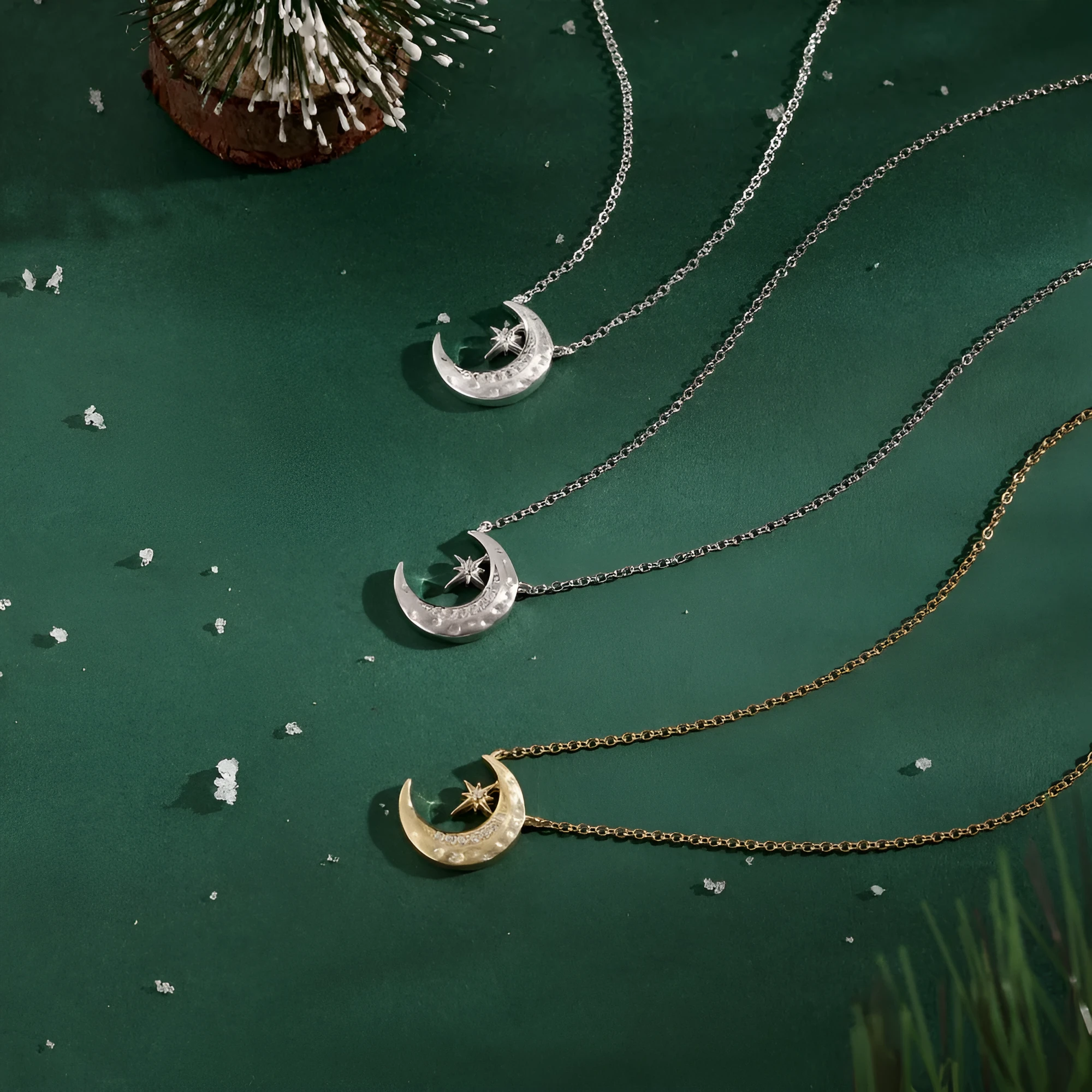 S925 sterling silver necklace with moon pendant on clavicle chain, available in gold, platinum, and silver