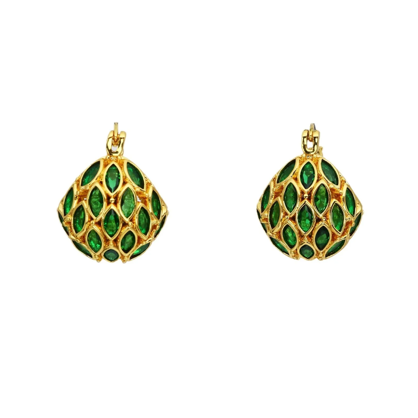 Gold copper earrings with green zircon cabochon in circular fruit shape, vintage style
