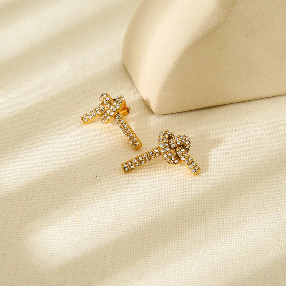 Refined stainless steel rhinestone ear studs in geometric heart shape, colour DFE453, for women