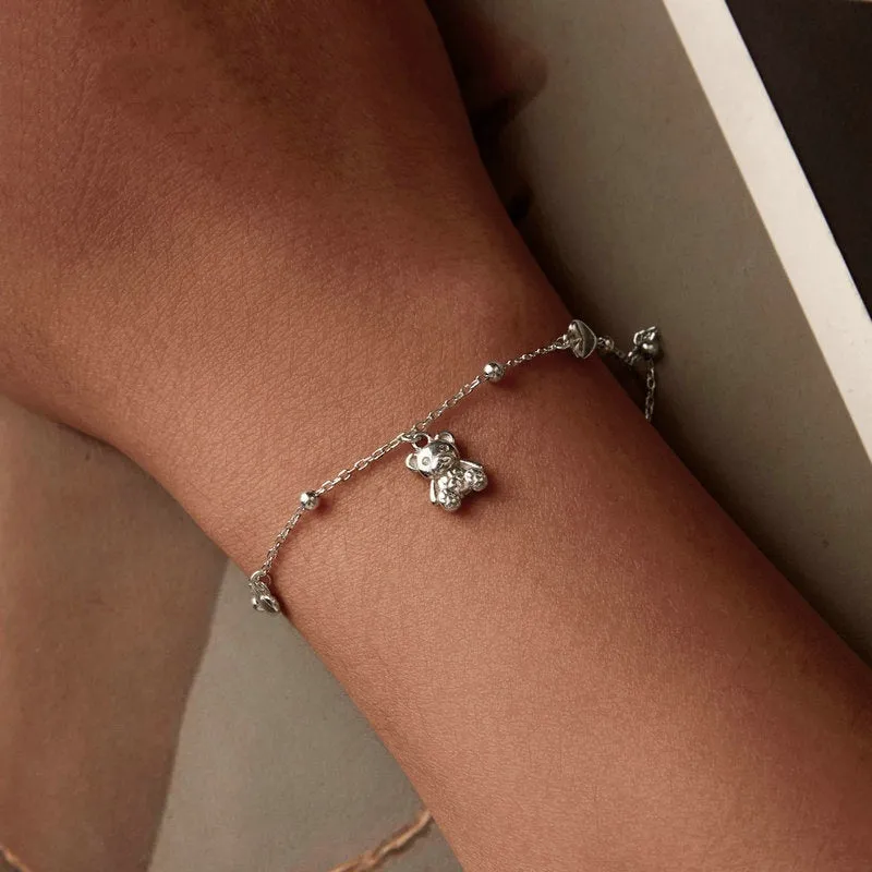 Sterling silver bear bracelet with loving heart design, S925 purity, electroplated finish, SCB264 colour