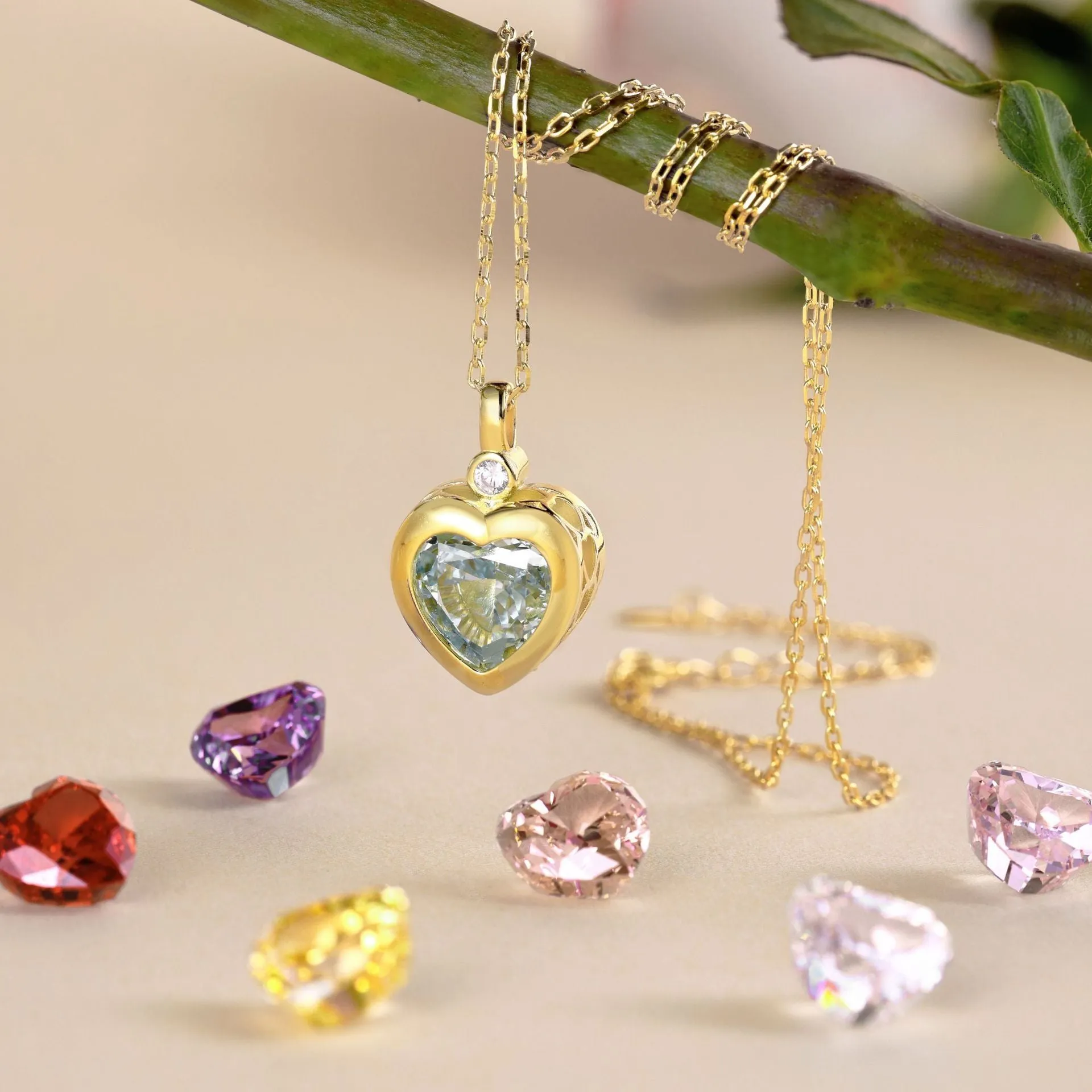 925 sterling silver heart-shaped hollow necklace with high carbon diamond ice flower cut zircon pendant on O-shaped chain