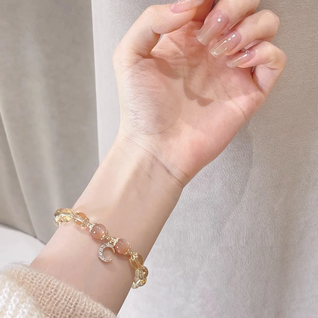 Chinese style women's crystal bracelet with electroplated 14K gold gilding and citrine moonstone centrepiece