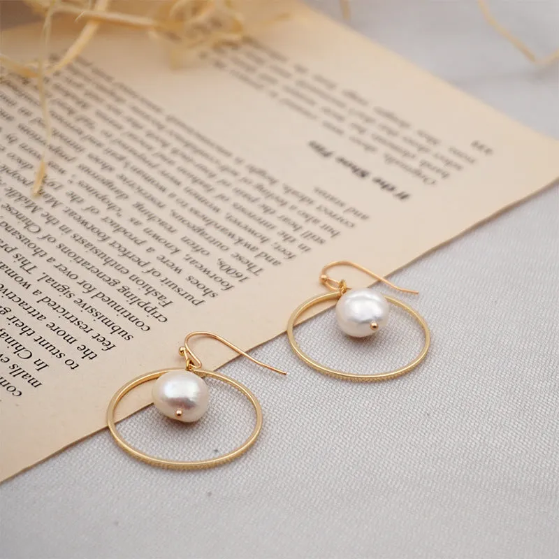 Baroque large circle shaped pearl earrings for women, simple geometric stud style, picture colour