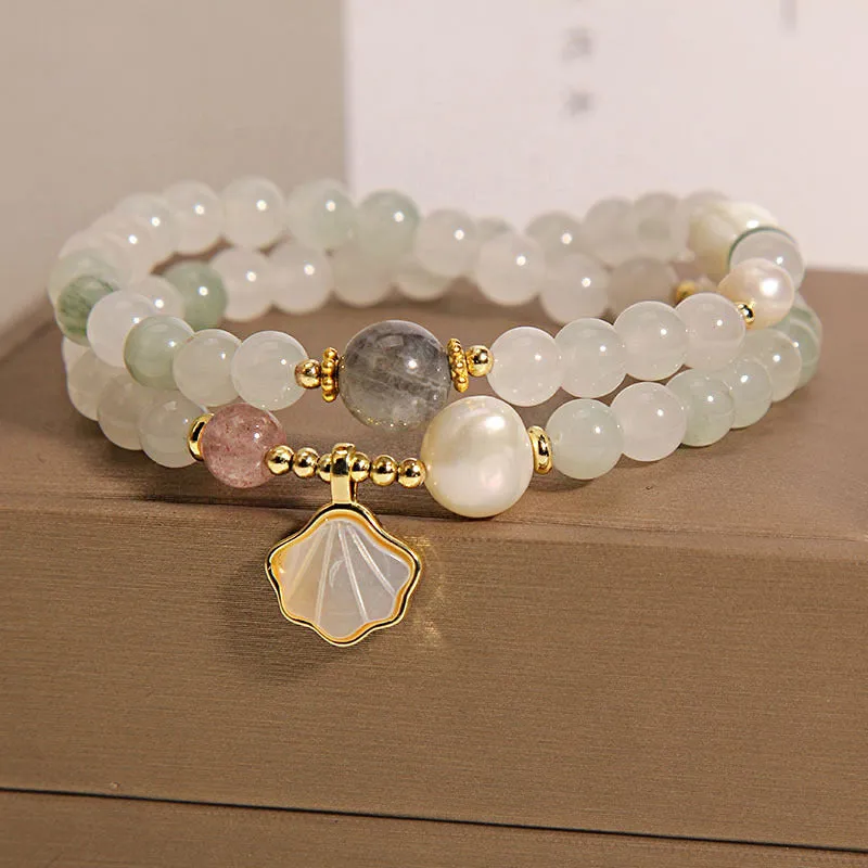 Crystal bracelet with Tianshan jade shell ginkgo leaf pendant and gold-plated gemstone settings