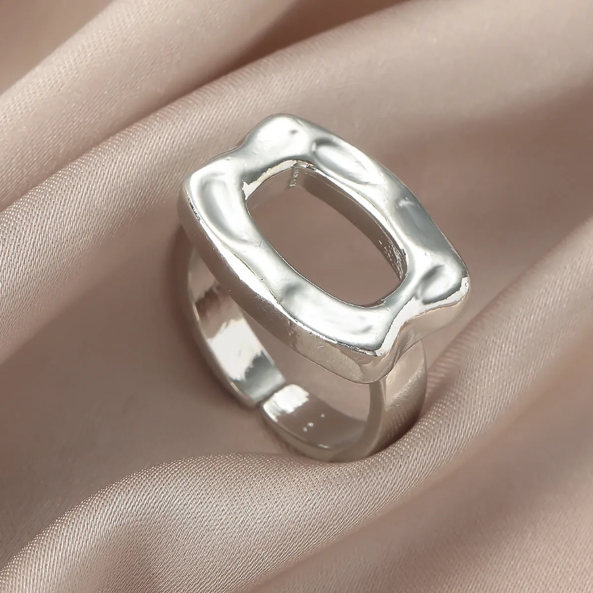 Exaggerated metal texture glossy round geometric alloy ring in KC Gold for women