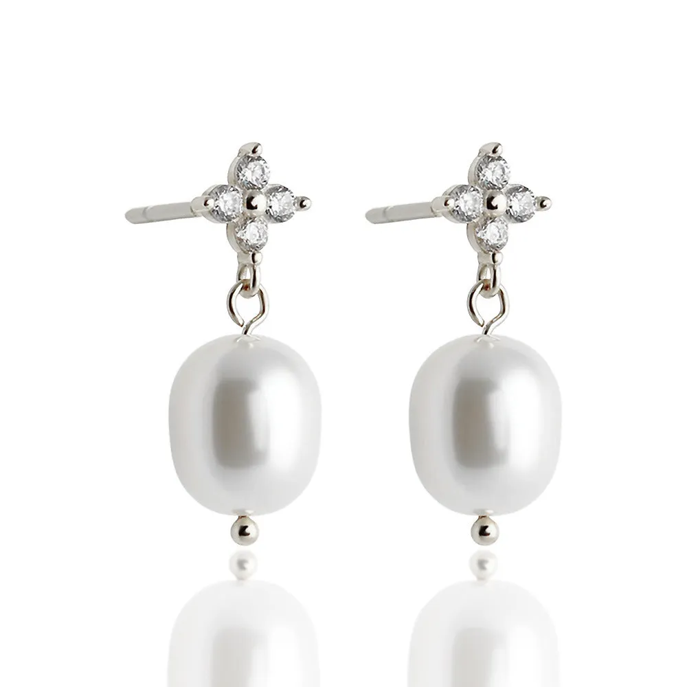 S925 sterling silver four-leaf zircon ear studs with pearl inlay, gold finish