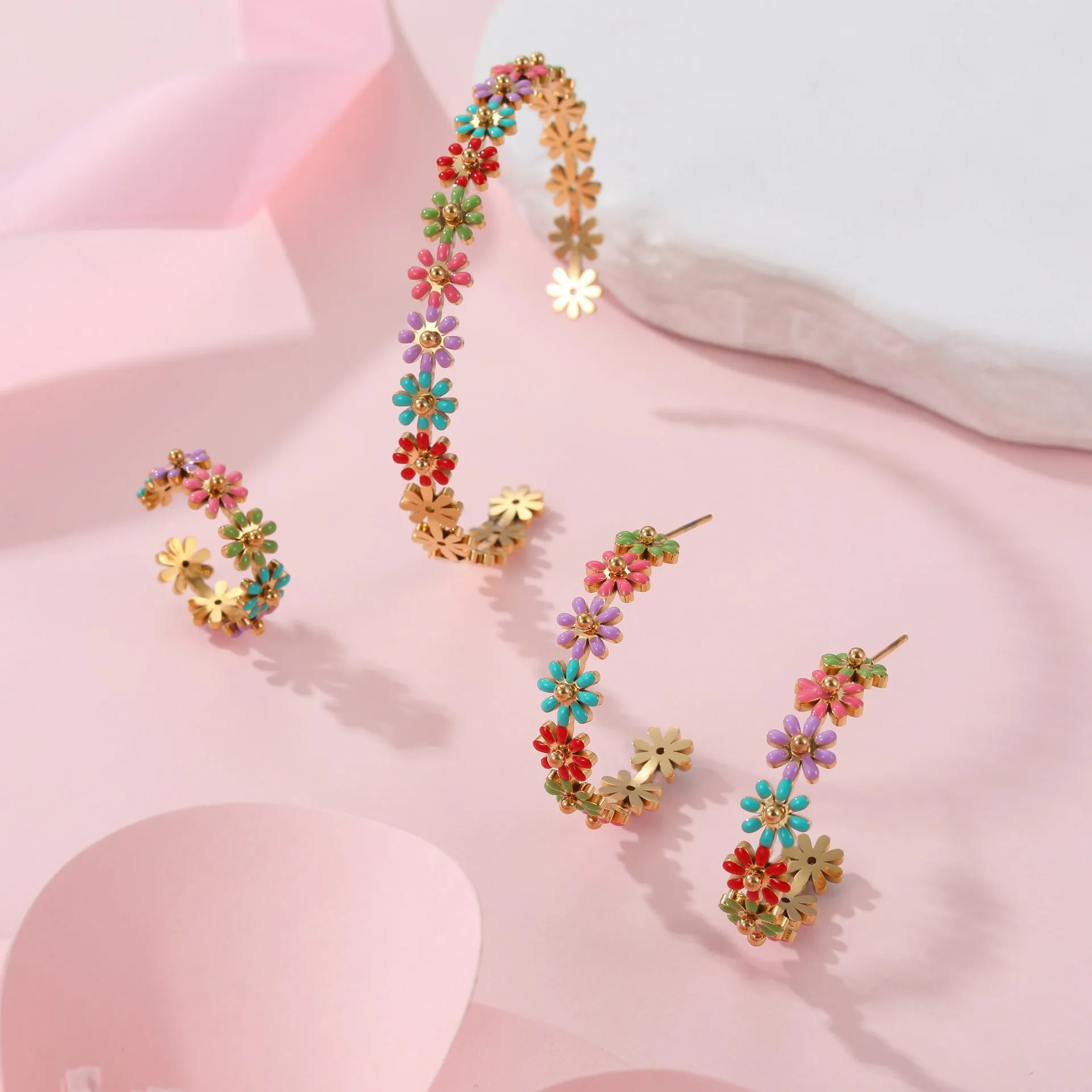 Women's stainless steel bracelet with oil dripping colour floral geometric design electroplated finish