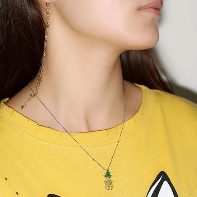 Silver plated women's necklace with a Korean fashion pineapple diamond geometry design.