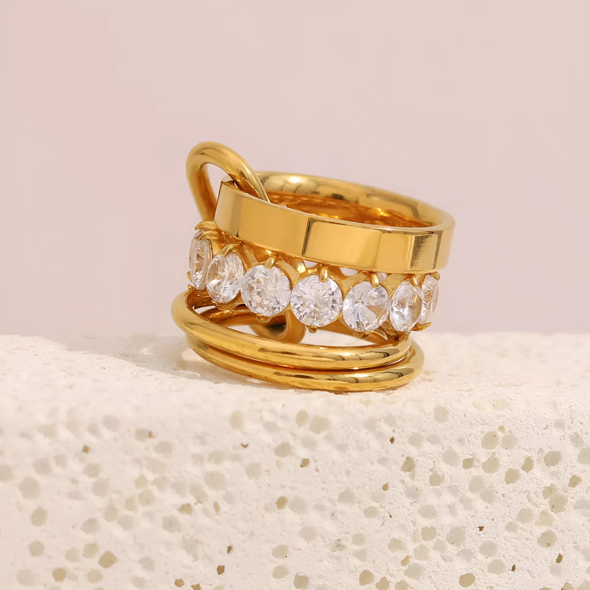 Gold multi-layer zircon ring for women in stainless steel, retro style, size No 6 or No 7