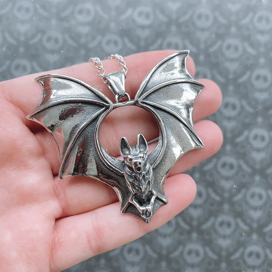 Vintage gothic big bat necklace alloy cross chain electroplated couple style AQ-5841 dark pendant