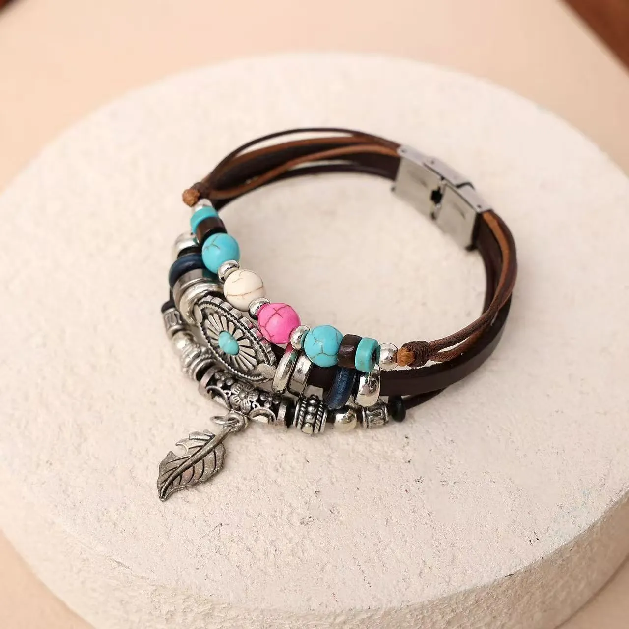 Bohemian ethnic style leather bracelet with turquoise leaf design in brown, unisex 21cm