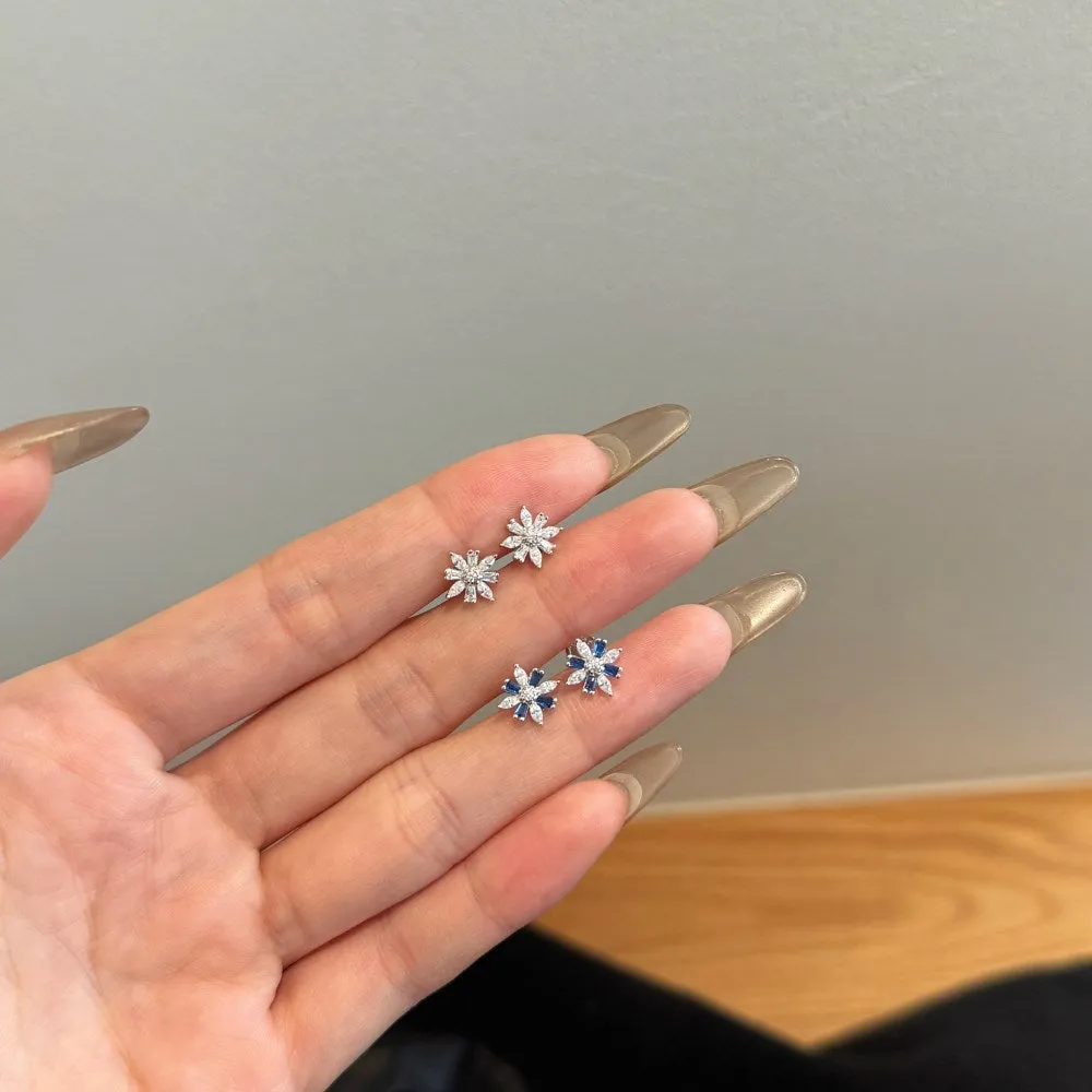 S925 sterling silver snowflake stud earrings in platinum white diamond finish for women