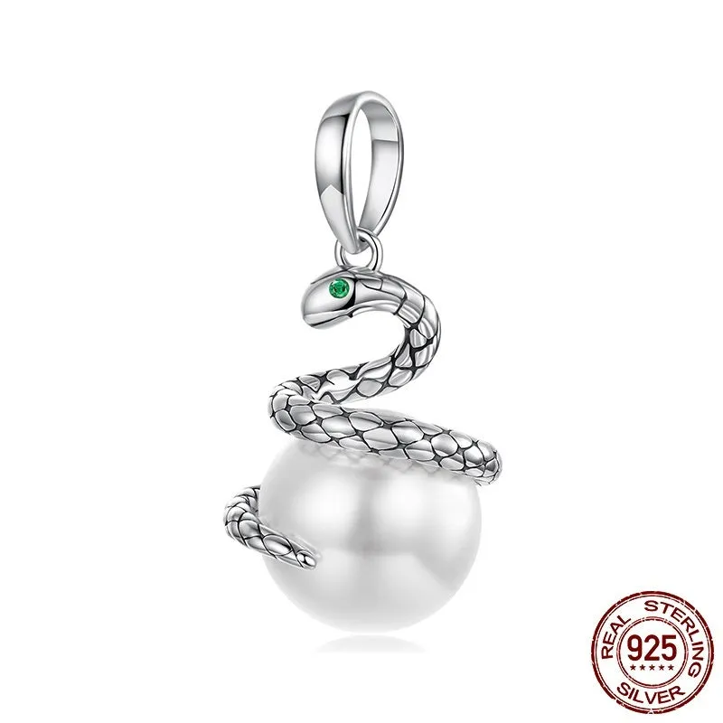 Original S925 silver snake running pendant in SCC3096 colour, 2.4cm height, 1.2cm width, 0.45cm aperture