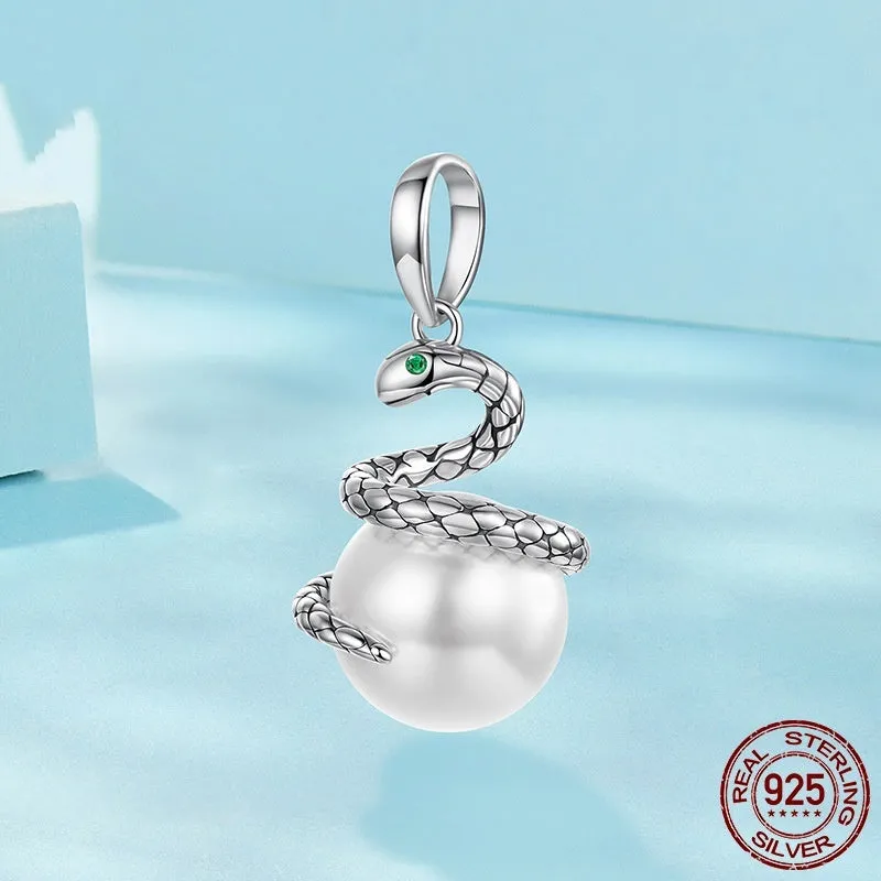 Original S925 silver snake running pendant in SCC3096 colour, 2.4cm height, 1.2cm width, 0.45cm aperture