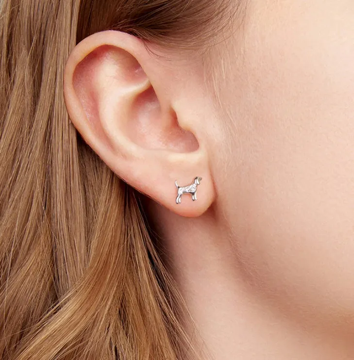 Golden retriever mini ear studs in silver with electroplated finish on a white background
