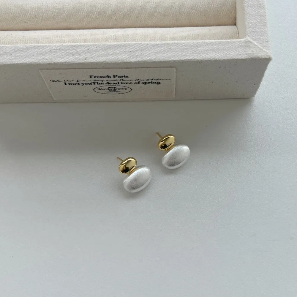 Doudou women's 925 silver stud earrings, 17mm length, electroplated finish, silver colour.