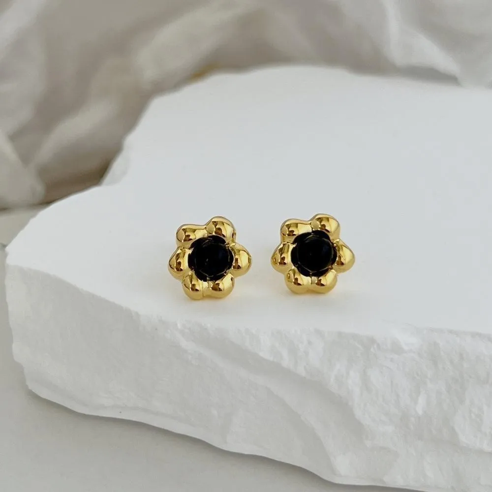 S925 sterling silver black agate flower ear studs in gold colour simple French retro style for women